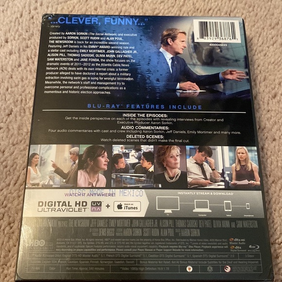 The Newsroom Season Two (Blu-Ray+Digital HD) - Picture 2 of 2
